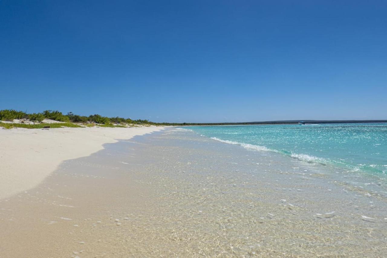 El Aplatanao Hotel Pedernales Kültér fotó